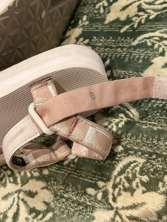 (8) Teva Women's Midform Universal Sandals Brown Sugar Tan Light Pink Platform - Picture 9 of 10